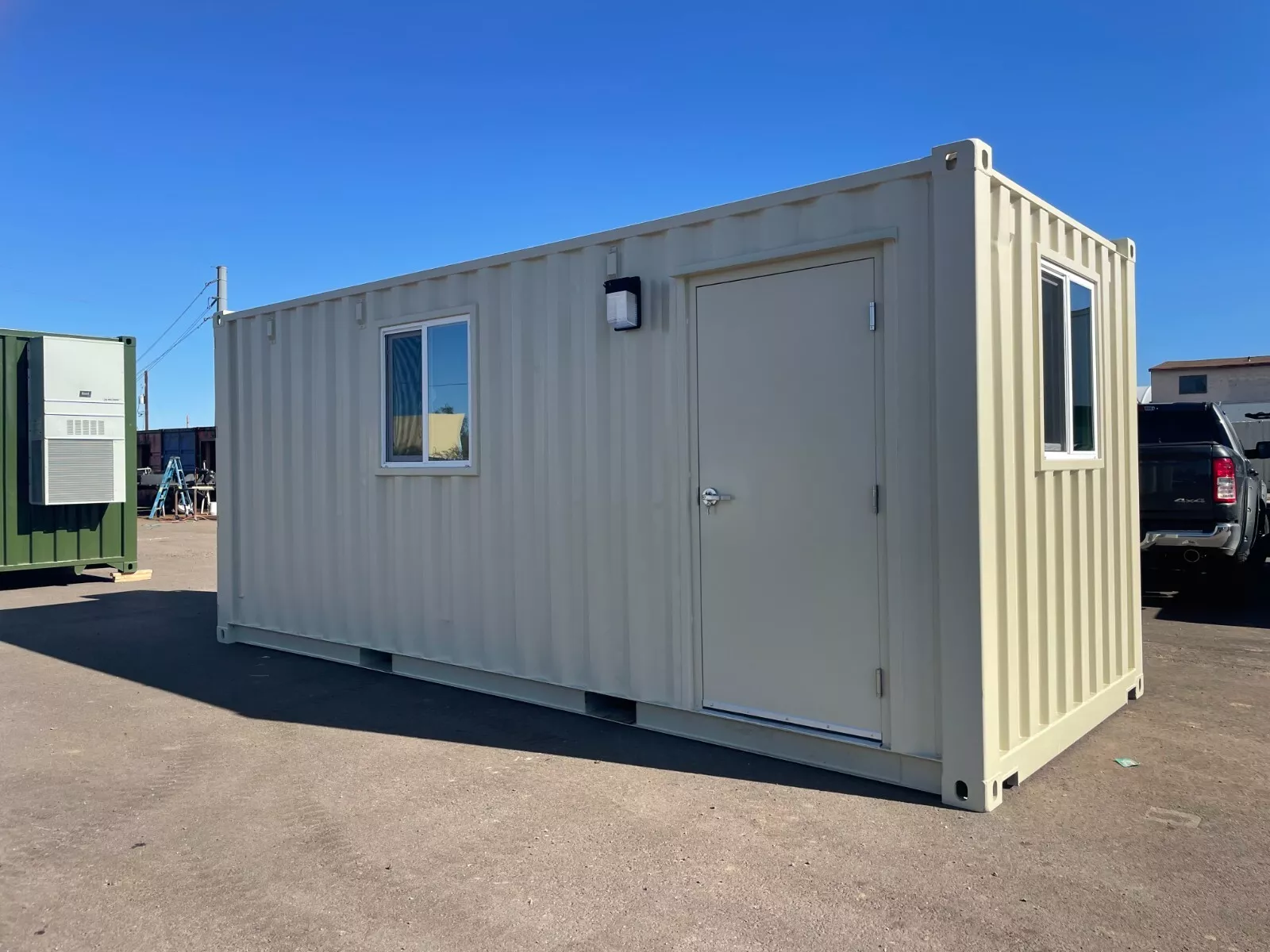 20 foot office refurbished shipping container 4 20 foot office refurbished shipping container - Image 4