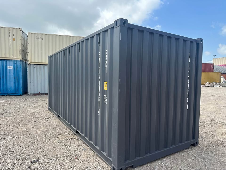 20’ One-Trip Shipping Containers – READY TO GO! 4 20’ One-Trip Shipping Containers – READY TO GO! - Image 4