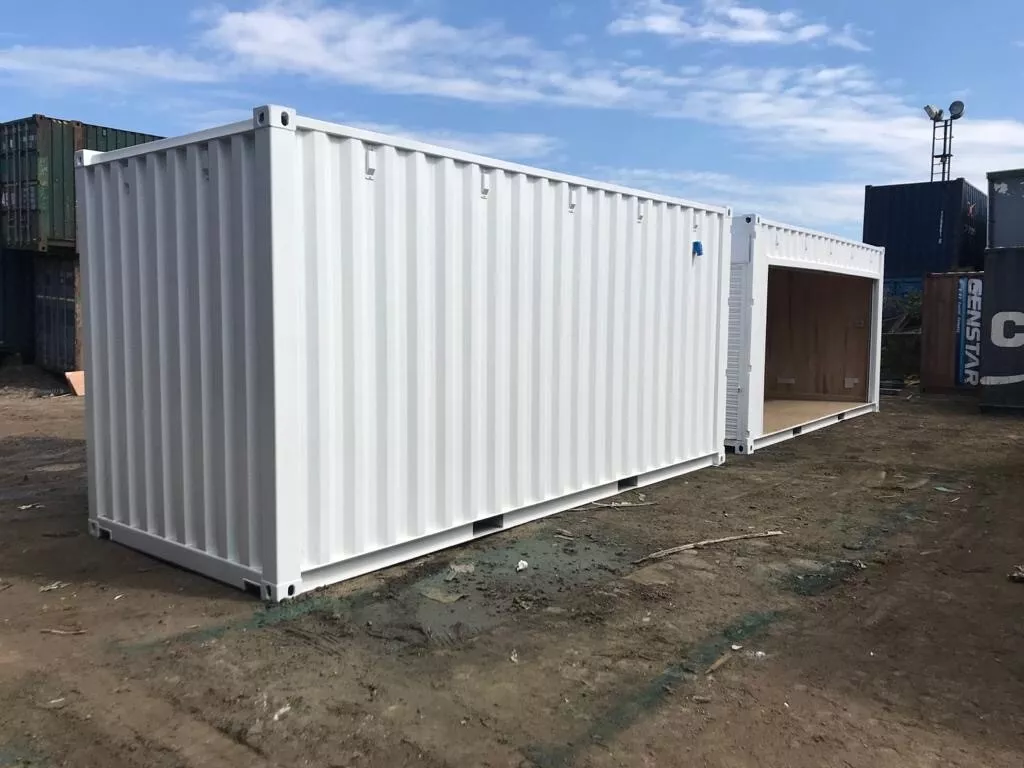 20ft x 8ft Shipping Container with Roll-Up Door – Nationwide Delivery 2 20ft x 8ft Shipping Container with Roll-Up Door – Nationwide Delivery - Image 2